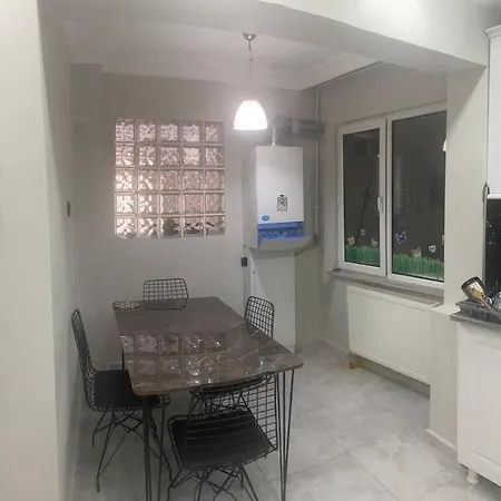 Lueks Merkezde Family 1 Apartment *